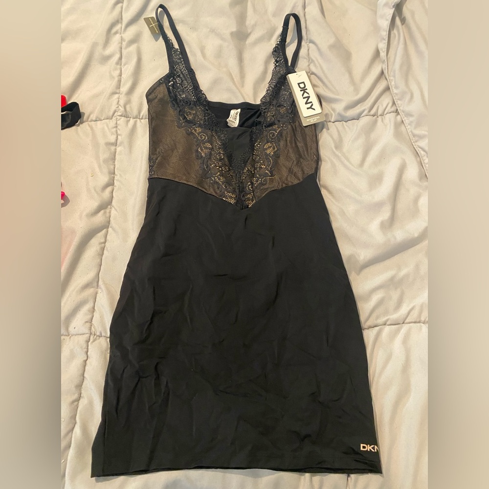 DNKY Shaping Slip - NWT - Size Medium